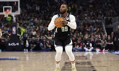 Υπογράφει νέο μονοετές συμβόλαιο με τους Μπακς ο Κράουντερ