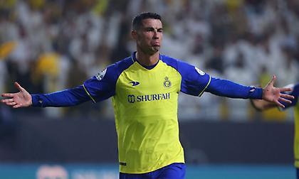 «Πυρά» Πορτογάλου συγγραφέα κατά Ρονάλντο: «Έγινε χρήσιμος ηλίθιος μιας δικτατορίας»