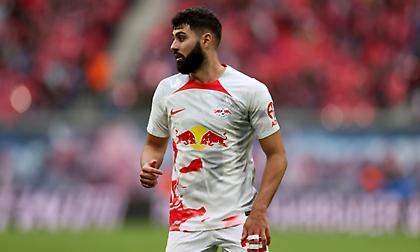 Μετά τους Ενκουνκού και Σόμποσλαι, χάνει και τον Γκβάρντιολ η Λειψία