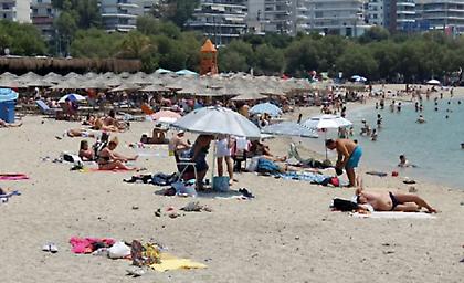 Ξεκινάμε με βροχές, «κλείνουμε» με 38άρια - Πώς θα εξελιχθεί ο καιρός της εβδομάδας