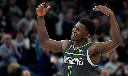 «Έδεσαν» τον Έντουαρντς με πενταετές max συμβόλαιο οι Τίμπεργουλβς!