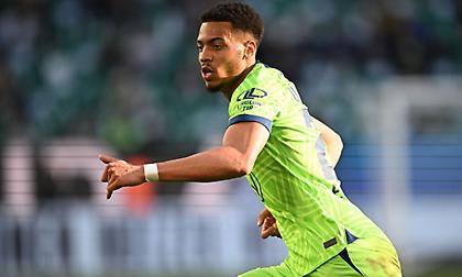 Κέρδισε τη μάχη με τη Νιούκαστλ και έκλεισε τον Ενμέτσα η Ντόρτμουντ!