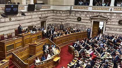 Στις 11 το πρωί ορκίζεται η νέα Βουλή