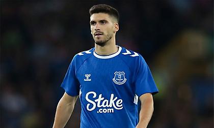 Επιστρέφει στην Αγγλία για τη Χαλ ο Βινάγκρε!