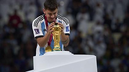 Στη μεταγραφική λίστα της Τσέλσι ο Ντιμπάλα - Διακαής πόθος του Ποτσετίνο ο Joya