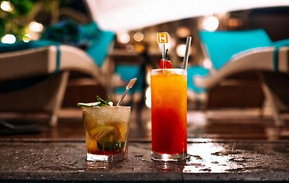 ΑΑΔΕ: Λουκέτο σε γνωστό beach bar στην Βουλιαγμένη λόγω φοροδιαφυγής