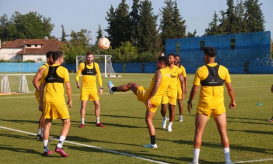 Άρης: Προπόνηση σε δύο γκρουπ