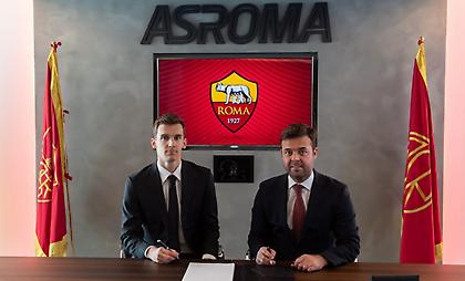 Ανανέωσε τον δανεισμό του Γιορέντε από τη Λιντς η Ρόμα