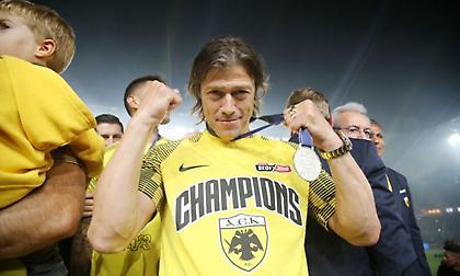 Ανοίγει τα χαρτιά του για το ιστορικό νταμπλ της ΑΕΚ ο Αλμέιδα