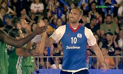 Μιλουτίνοφ: «Έφυγαν δύο παίκτες-κλειδιά, επίπονη στιγμή η αποχώρηση του Βεζένκοφ»