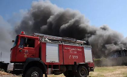Φωτιά τώρα στο Καρλόβασι Σάμου, στην περιοχή Μεγάλη Λάκκα