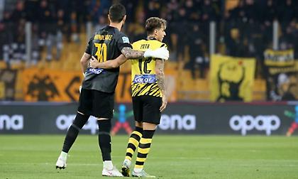 Αθανασιάδης-Ρότα για το νταμπλ της ΑΕΚ: «Δεν μας ενδιέφερε τι έλεγαν για εμάς, ήμασταν οικογένεια»