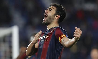 Έρχονται Ιμπόρα και Κίνι, πλησιάζουν στόπερ και φορ για Ολυμπιακό