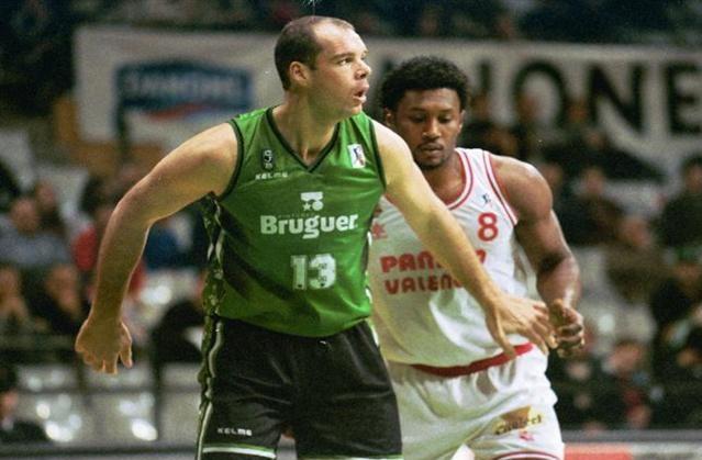 Κουίζ: Βρες τον παλιό ξένο μπασκετμπολίστα!