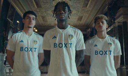 Παρουσίασε τη νέα της φανέλα με φοβερό βίντεο η Λιντς