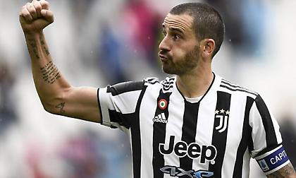 «Η Γιουβέντους έθεσε εκτός ομάδας τον Μπονούτσι»