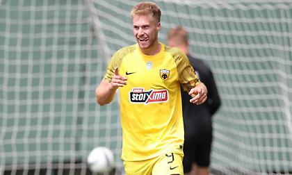 Φαν Βέερτ: «Έπρεπε να συνηθίσω στην Ελλάδα, υπάρχουν μεγάλες διαφορές με την Ολλανδία»