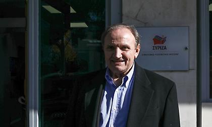 Υποψήφιος για την αρχηγία του ΣΥΡΙΖΑ ο Στέφανος Τζουμάκας
