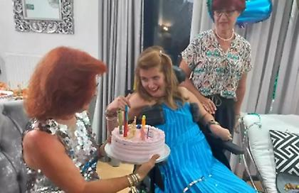 «Θα ελπίζω πάντα σε ένα ακόμη θαύμα»: Η συγκινητική ανάρτηση της μητέρας της Μυρτώς για τα γενέθλιά