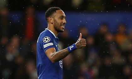 Σε διαπραγματεύσεις με την Τσέλσι για την απόκτηση του Ομπαμεγιάνγκ η Μαρσέιγ