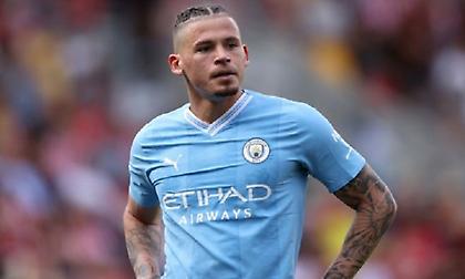 Τον Κάλβιν Φίλιπς θέλει η Λίβερπουλ για αντι-Φαμπίνιο