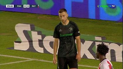 Βγήκε τετ α τετ αλλά νικήθηκε από τον τερματοφύλακα ο Σπόραρ