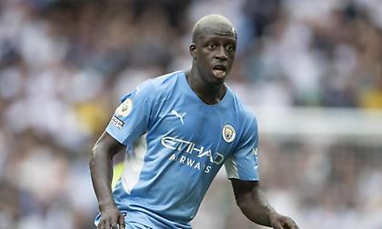 Equipe: «Ο Ολυμπιακός ενδιαφέρθηκε για τον Μεντί πριν πάει στη Λοριάν»