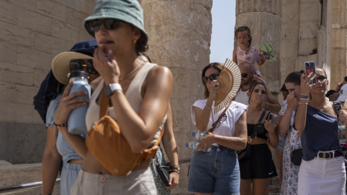 New York Times: Ακρόπολη για «πρωινούς τύπους»