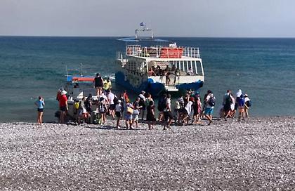 Daily Μail: Εκκλήσεις για βοήθεια από «τρομοκρατημένους Βρετανούς τουρίστες» στη Ρόδο