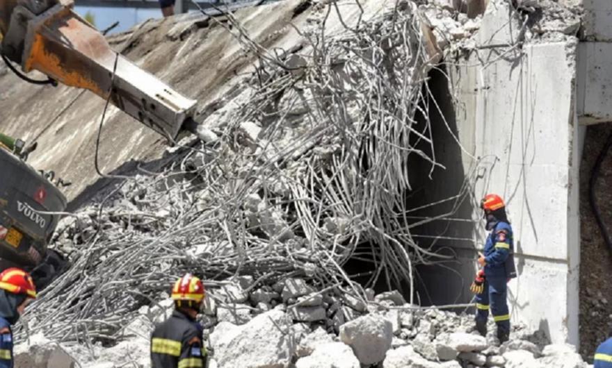 Πάτρα: Τρεις συλλήψεις για τη γέφυρα που κατέρρευσε