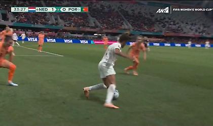 «Χάζεψε» τέσσερις αμυντικούς της Ολλανδίας η εξαιρετική Τζέσικα Σίλβα!