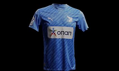 Τα… σπάει η εναλλακτική φανέλα του ΟΦΗ με τον Γρύπα στο στήθος!