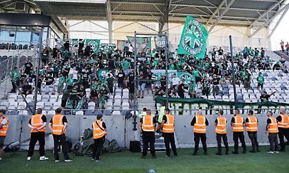 Σαν να παίζει στη… Λεωφόρο: Αποθέωση των παικτών από τους οπαδούς του Παναθηναϊκού στο Κόζιτσε!