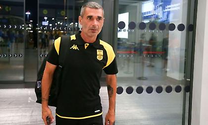 Απίστευτο: Διαπιστευμένος δημοσιογράφος εμφανίστηκε με φανέλα του ΠΑΟΚ στη συνέντευξη Τύπου του Άρη!