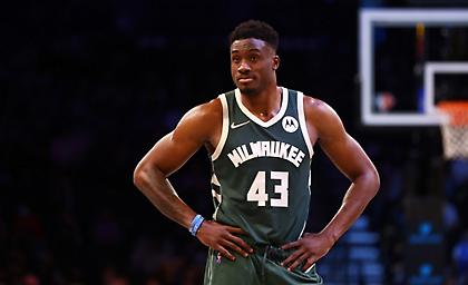 Συνεχίζει στους Μπακς ο Θανάσης Αντετοκούνμπο!