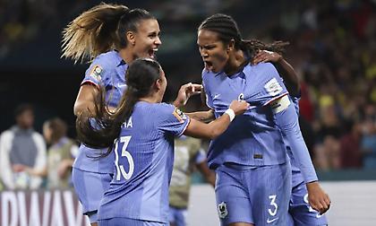 Λύγισε τη Βραζιλία και πλησίασε στους «16» η Γαλλία