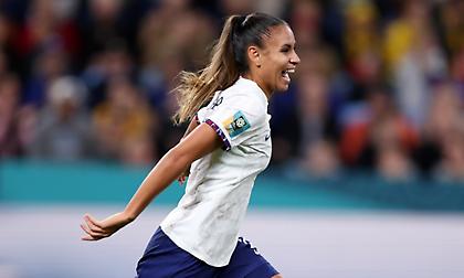 Σάρωσε τον Παναμά με εξάρα και έφυγε για τους «16» η Γαλλία!