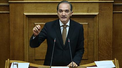 Στο ιατρικό τιμ των Εθνικών ομάδων o πρώην αναπληρωτής υπουργός υγείας Μάριος Σαλμάς