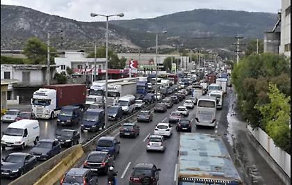 Αττική Οδός: Κλείνουν προσωρινά λόγω εργασιών οι έξοδοι Πλαπούτα και Κύμης προς Ελευσίνα