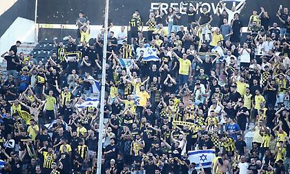 Συλλήψεις οπαδών της Μπεϊτάρ - Πέταξαν πυροτεχνήματα έξω από το ξενοδοχείο του ΠΑΟΚ