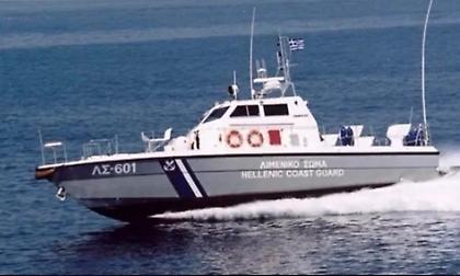 Διάσωση 19 μεταναστών ανοιχτά της Σάμου