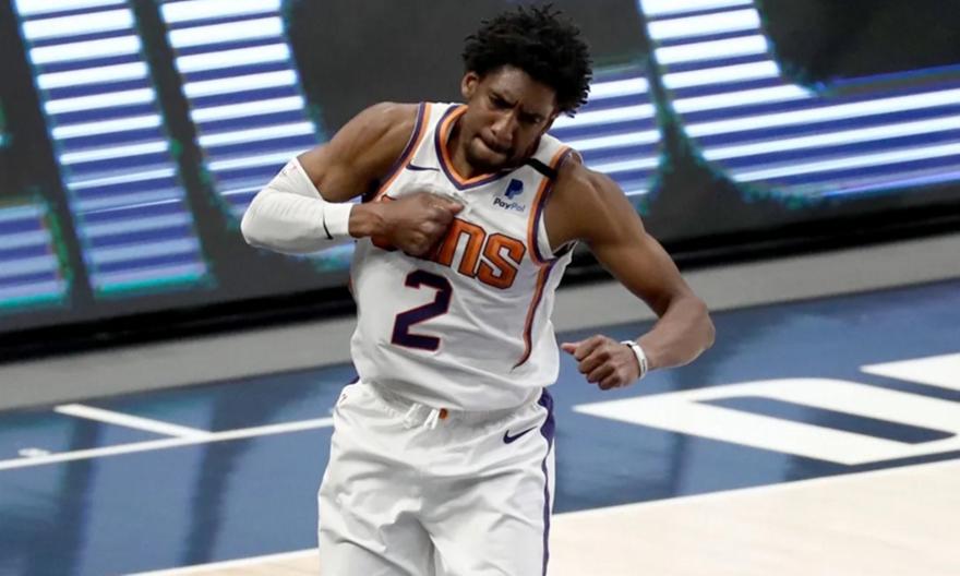 Λάνγκστον Γκάλογουεϊ: Υπέγραψε στη Ρετζιάνα