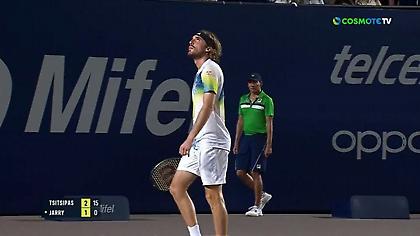 «Κατέρρευσε» ο Τσιτσιπάς-Δέχτηκε σερί 5-0 στο τάι μπρέικ κι έχασε το πρώτο σετ από τον Τζάρι