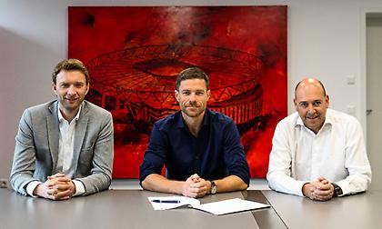 «Έδεσε» Τσάμπι Αλόνσο με νέο συμβόλαιο η Λεβερκούζεν!