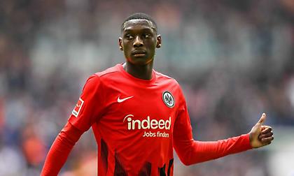 Είπε στην Άιντραχτ ότι θέλει να φύγει ο Κολό Μουανί, φαβορί για την απόκτησή του η Παρί