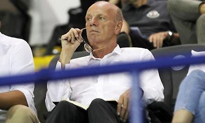 Μπένετ: «Μόνο με πρόγραμμα ανταλλαγής ξένοι διαιτητές στο νέο πρωτάθλημα»