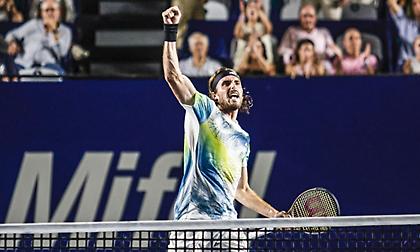 «Σάρωσε» τον Τσόριτς και έκλεισε ραντεβού με τον Ντε Μινόρ στον τελικό του Λος Κάμπος ο Τσιτσιπάς!