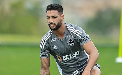 «Ο Ολυμπιακός δίνει 5 εκατ. ευρώ για τον Σίλβα της Πούμας»