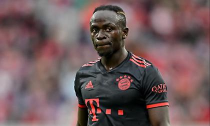 Σήκωσε το... γάντι η Μπάγερν: «Αβάσιμες οι κατηγορίες περί ρατσισμού στον Μανέ»