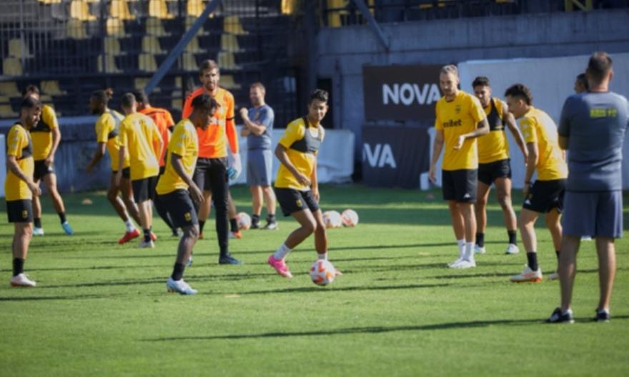 Αρης: Δεν προπονήθηκαν Μπράμπετς, Σαβέριο